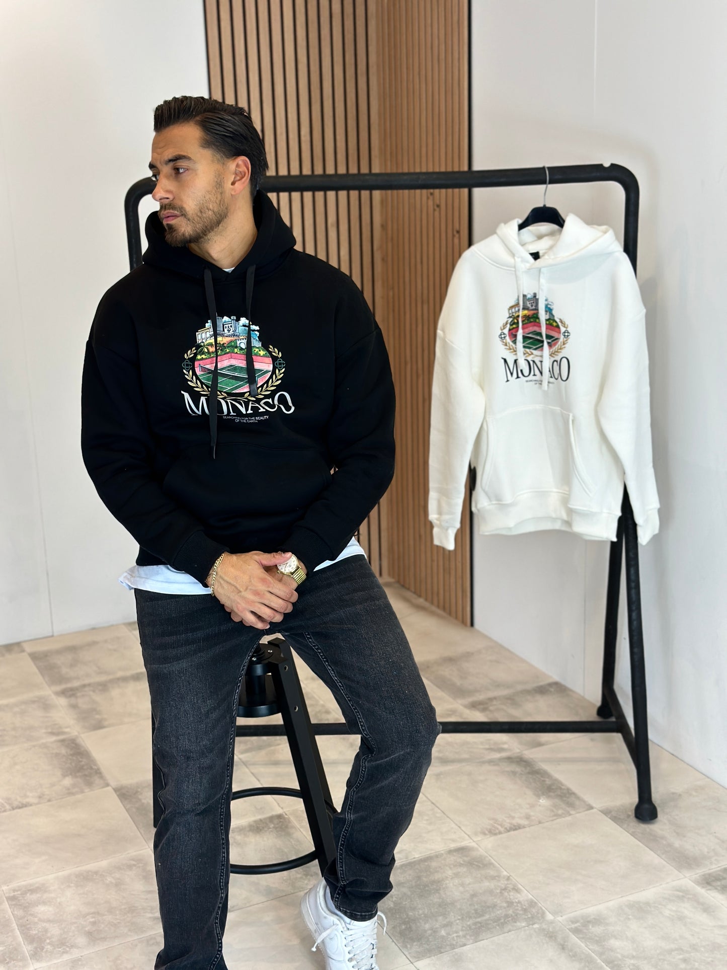 PULL À CAPUCHE MONACO NOIR