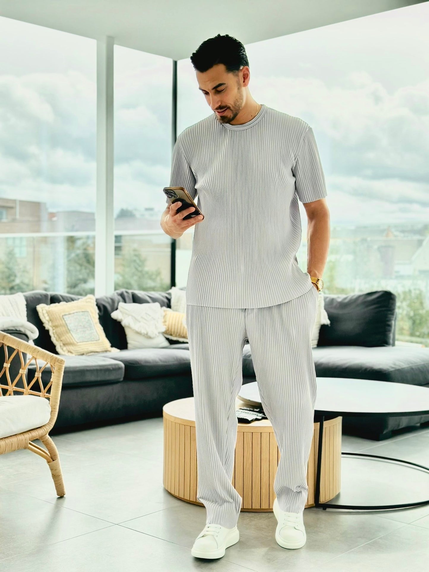 ENSEMBLE ANGELO GRIS