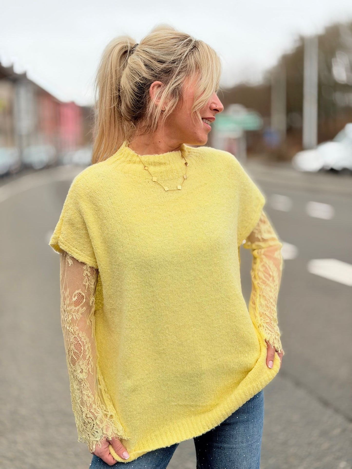 Pull «Dentelle» jaune