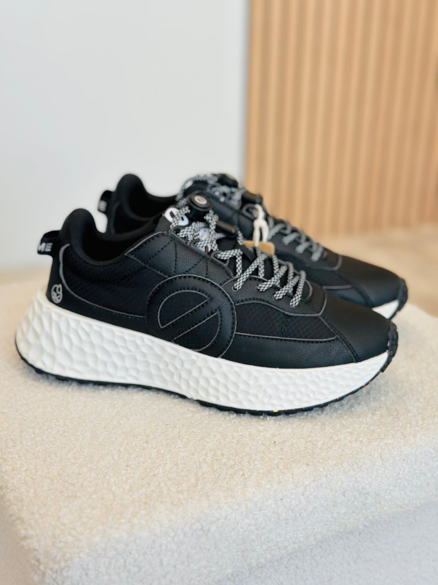Sneakers « NO NAME CARTER RUNNER W » BLACK BLACK