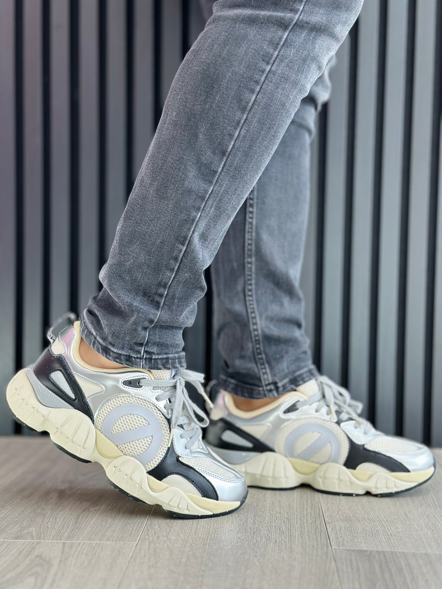 NO NAME KRAZEE RUNNER SILVER