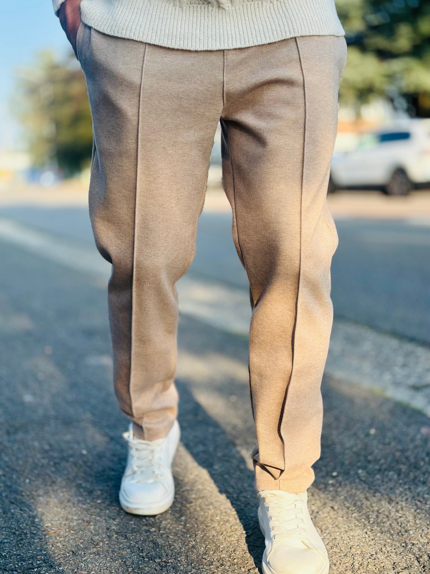 CHINO FRILI BEIGE