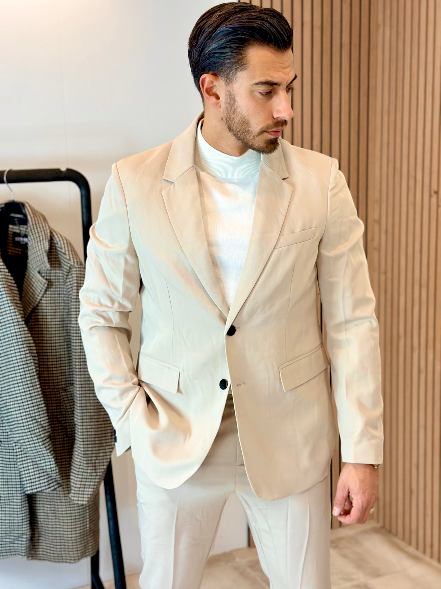 COSTUME BEIGE JULIO