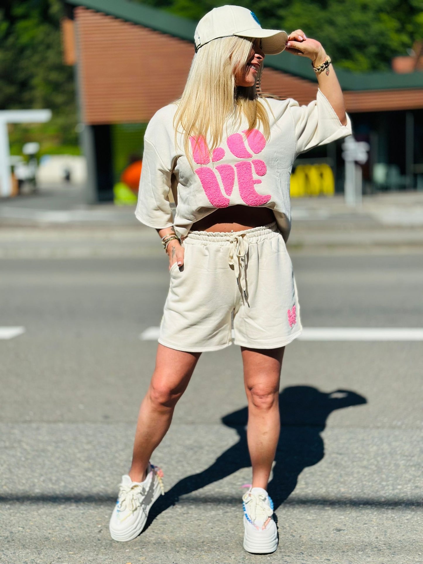 Short « LOVE » BEIGE