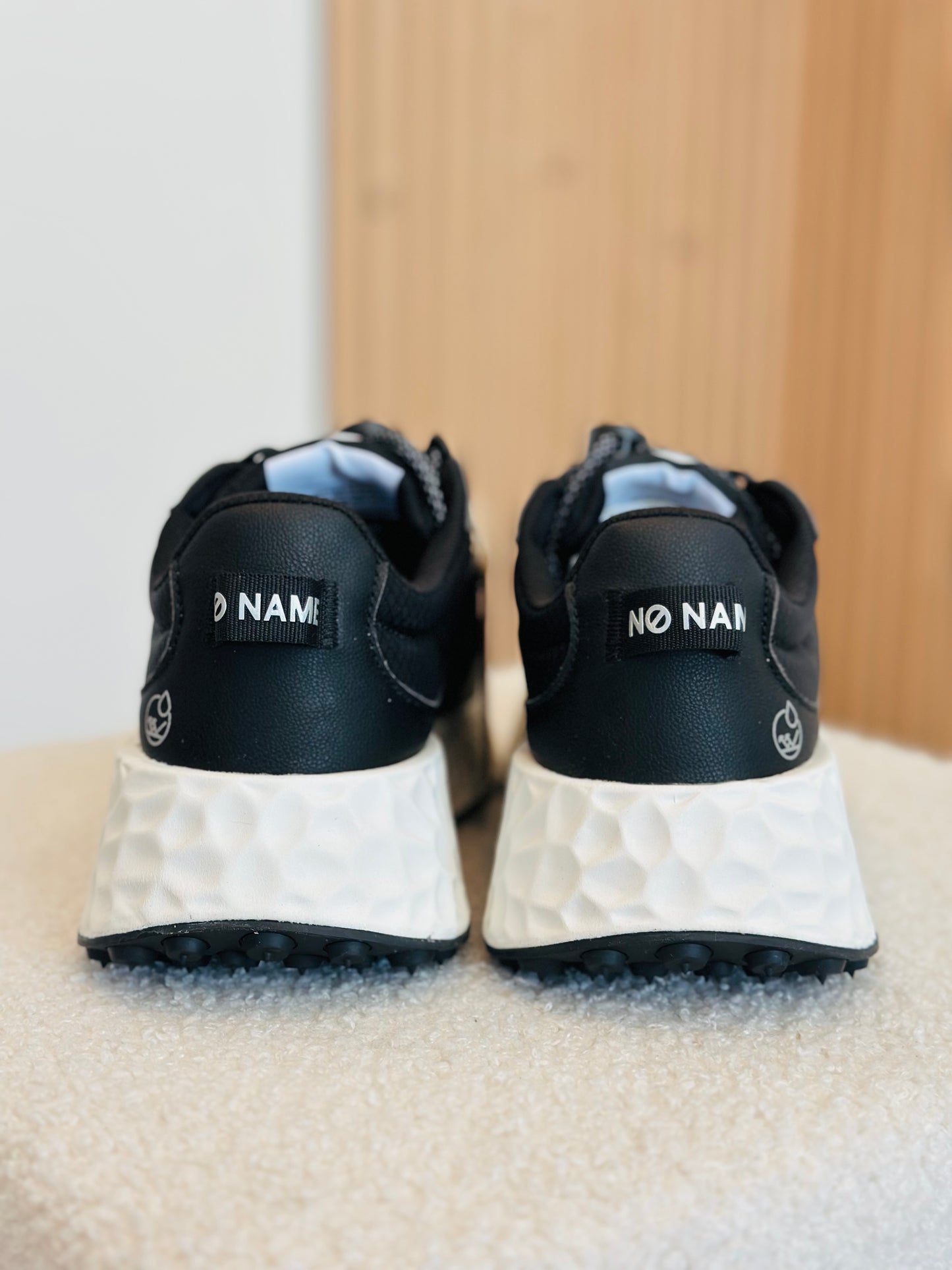 Sneakers « NO NAME CARTER RUNNER W » BLACK BLACK