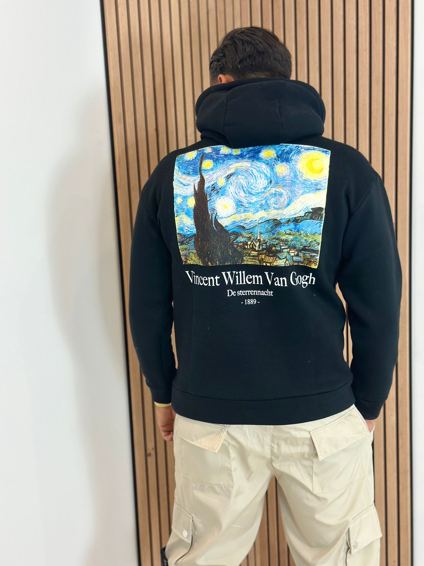 PULL À CAPUCHE VAN GOGH NOIR