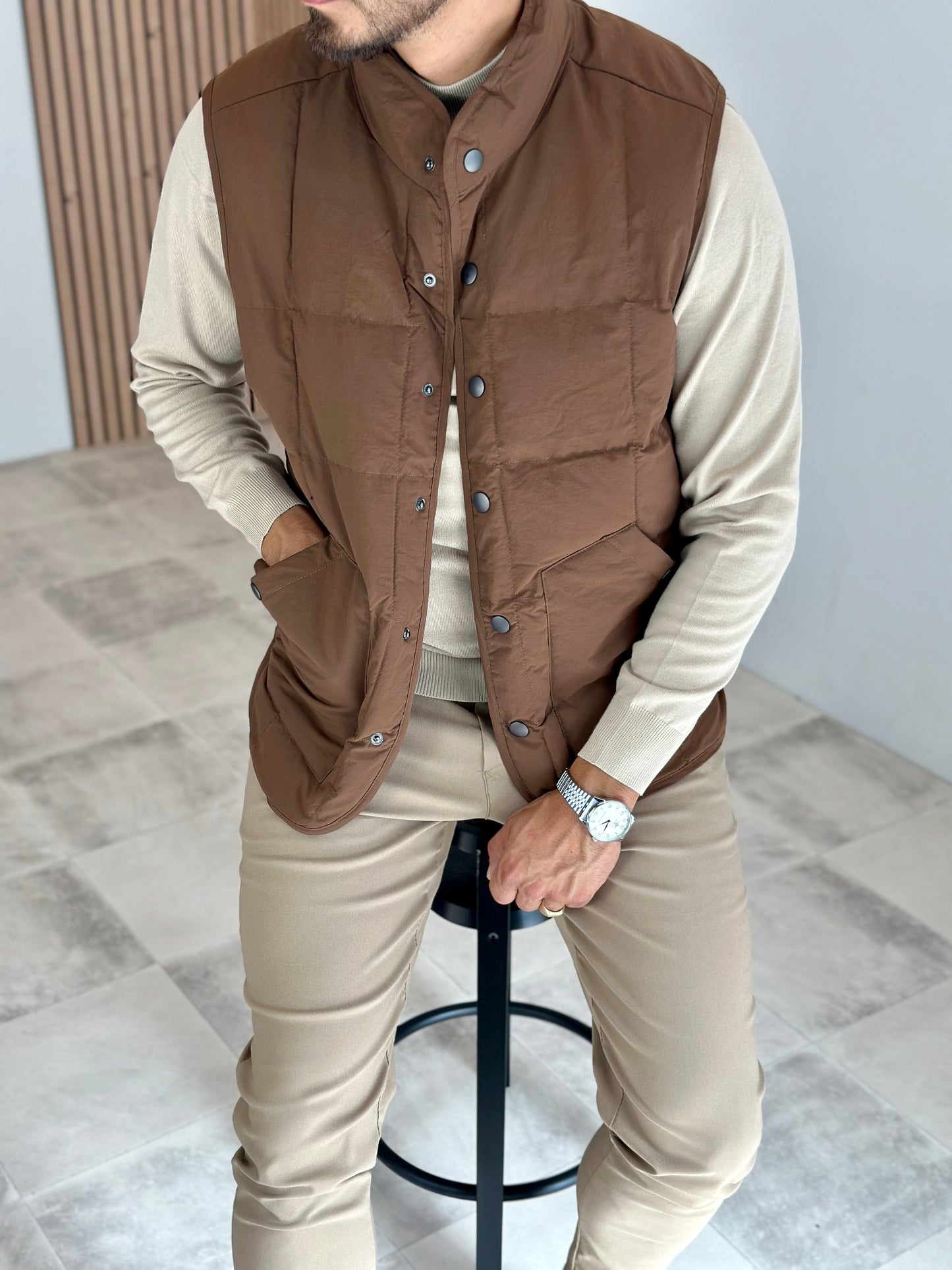 VESTE SANS MANCHE CHOCO