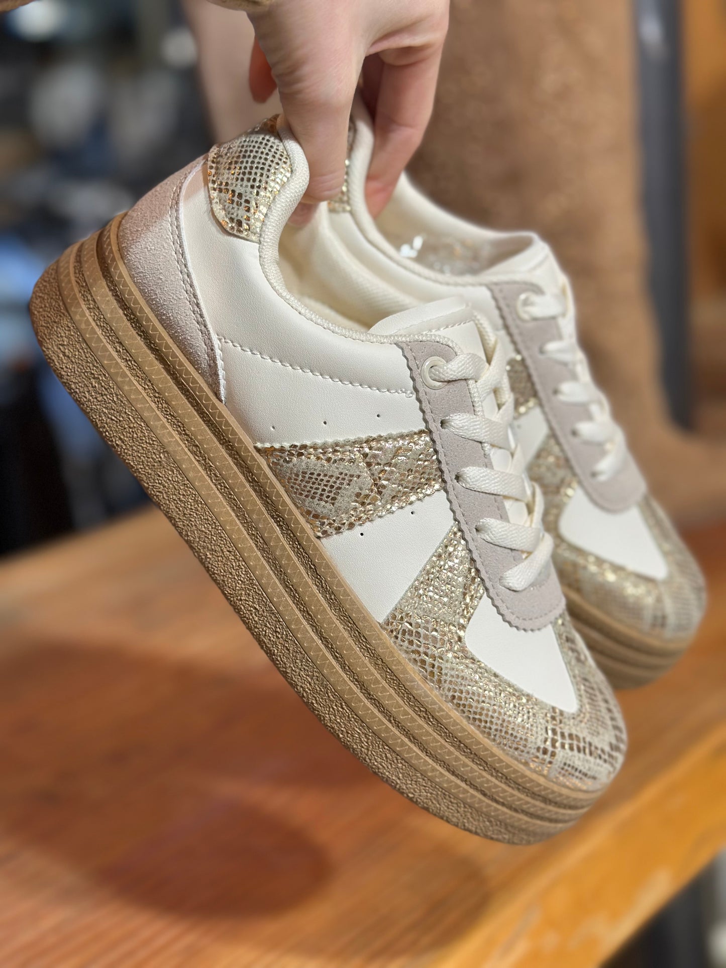 Sneakers « DANA » BEIGE GOLD