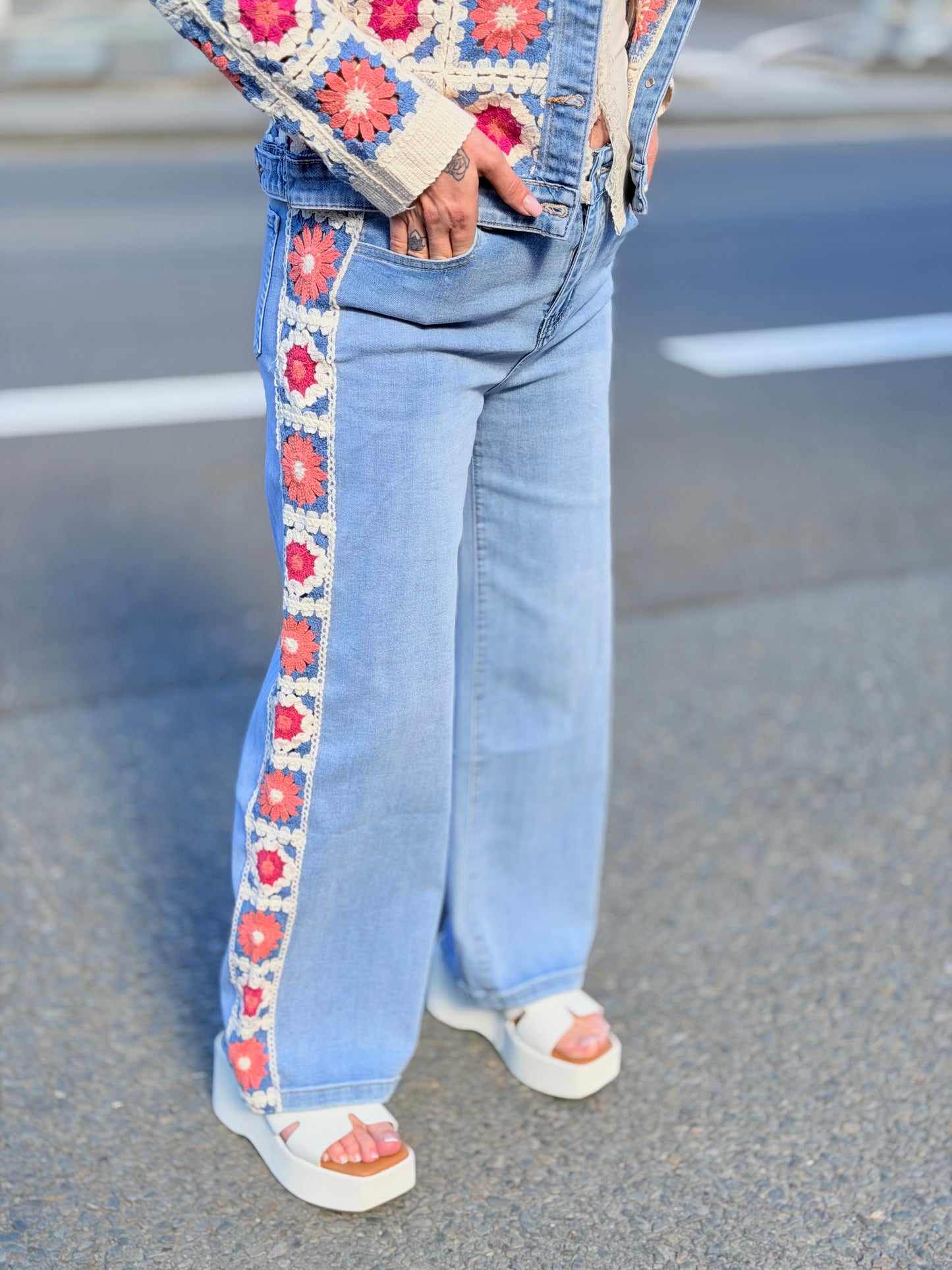 Jeans «Crochet» color