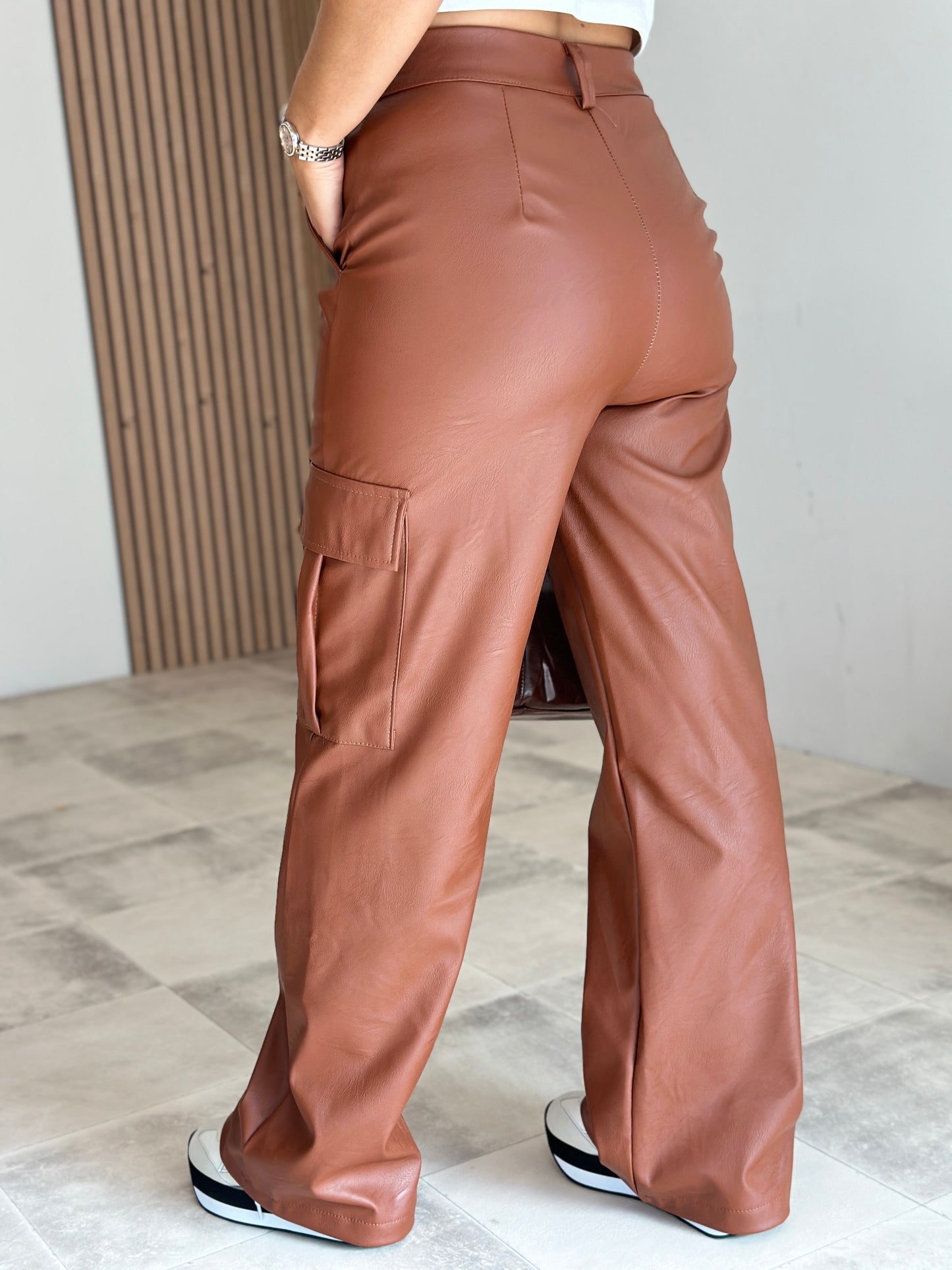 PANTALON CARGO SIMILI CAMEL