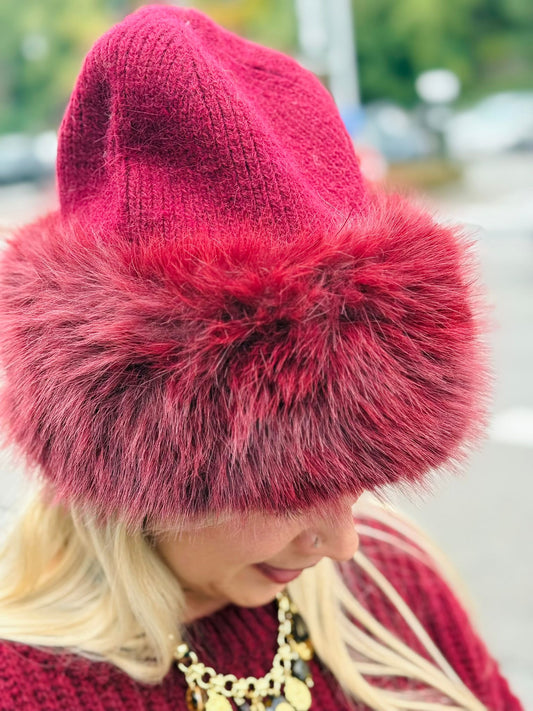 Bonnet «  FOURRURE » BORDEAUX