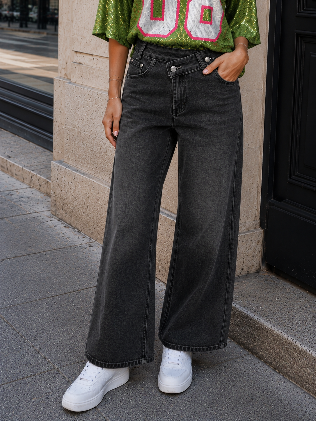 Jeans «Décalé» gris foncé