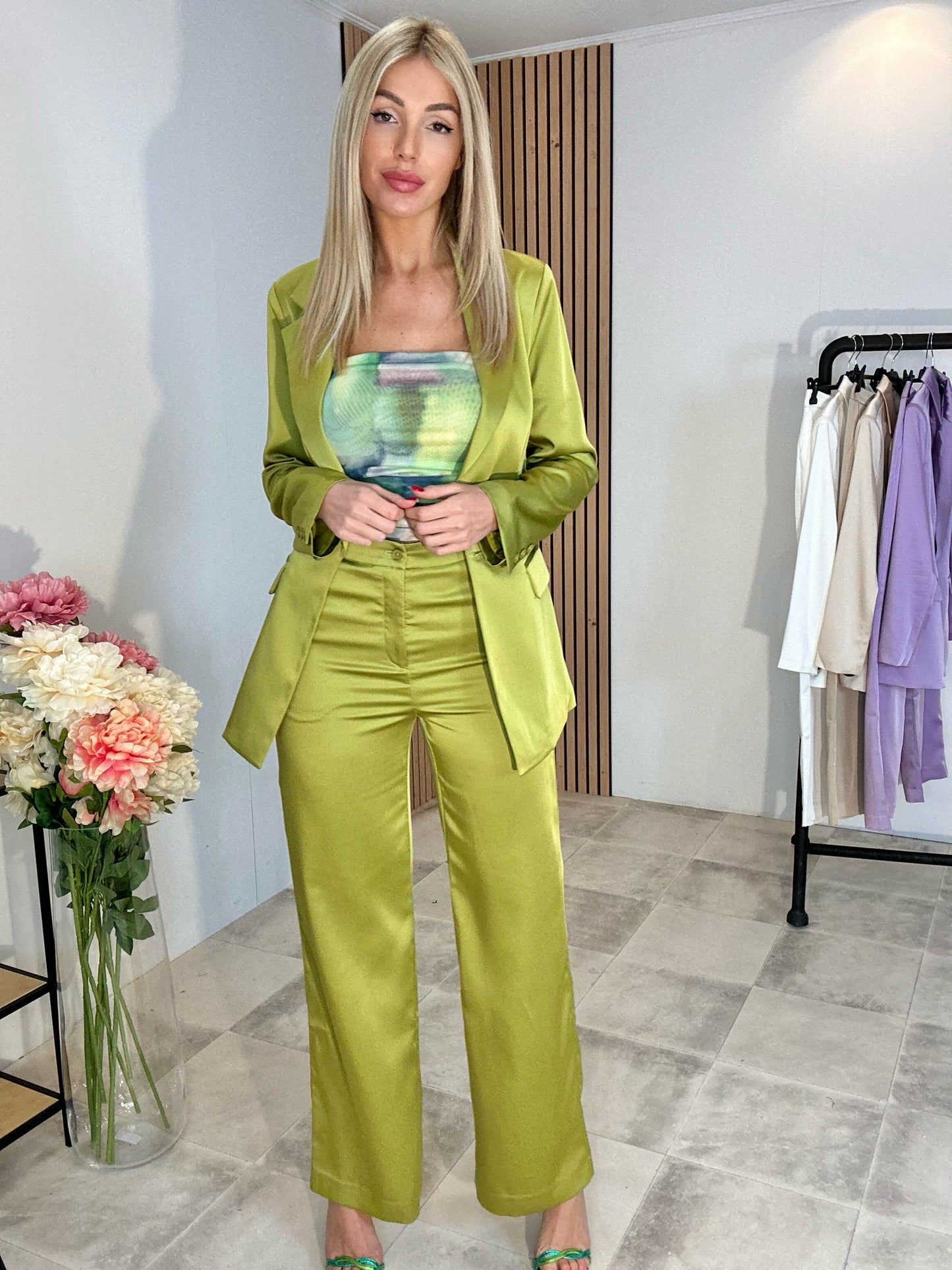 PANTALON VERT PISTACHE SATINÉ
