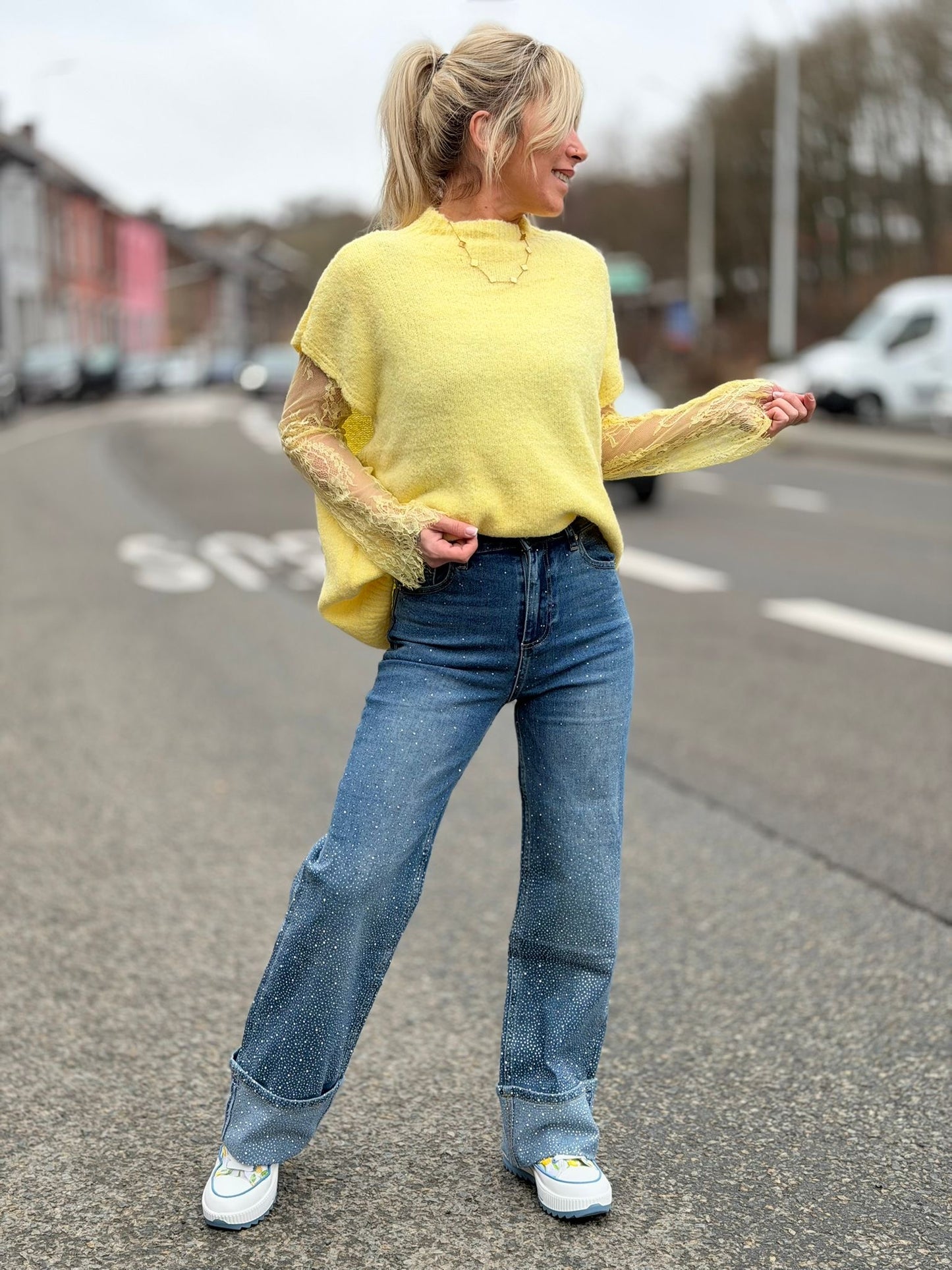Pull «Dentelle» jaune