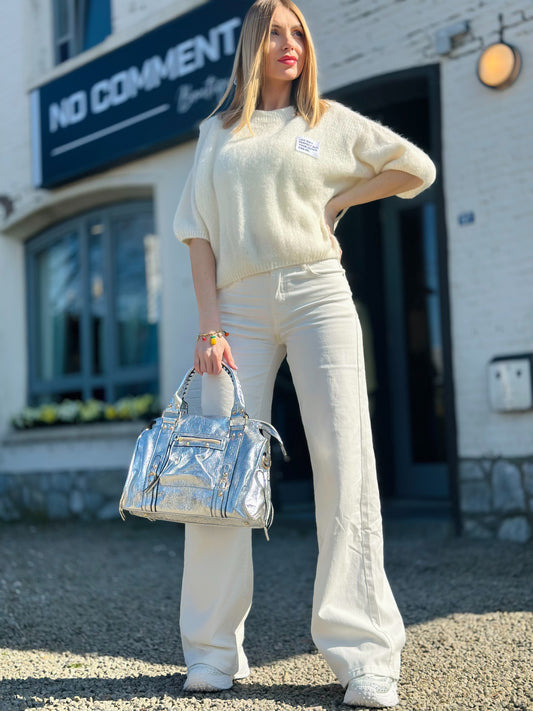 Pull « OUTFIT » ÉCRU