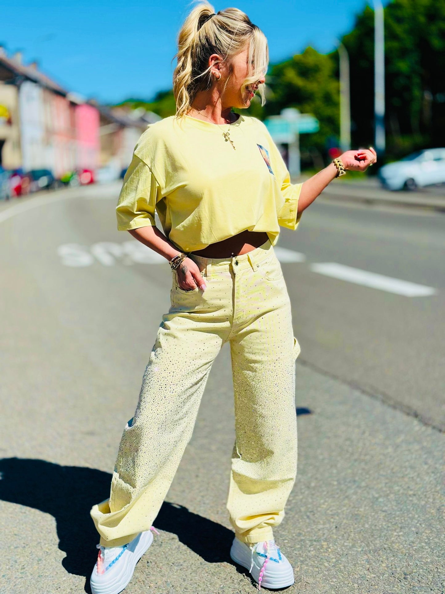 Tee-shirts « DUBAI » JAUNE PASTEL