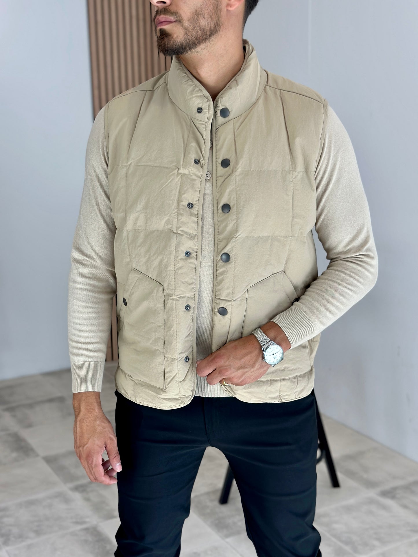 VESTE SANS MANCHE BEIGE