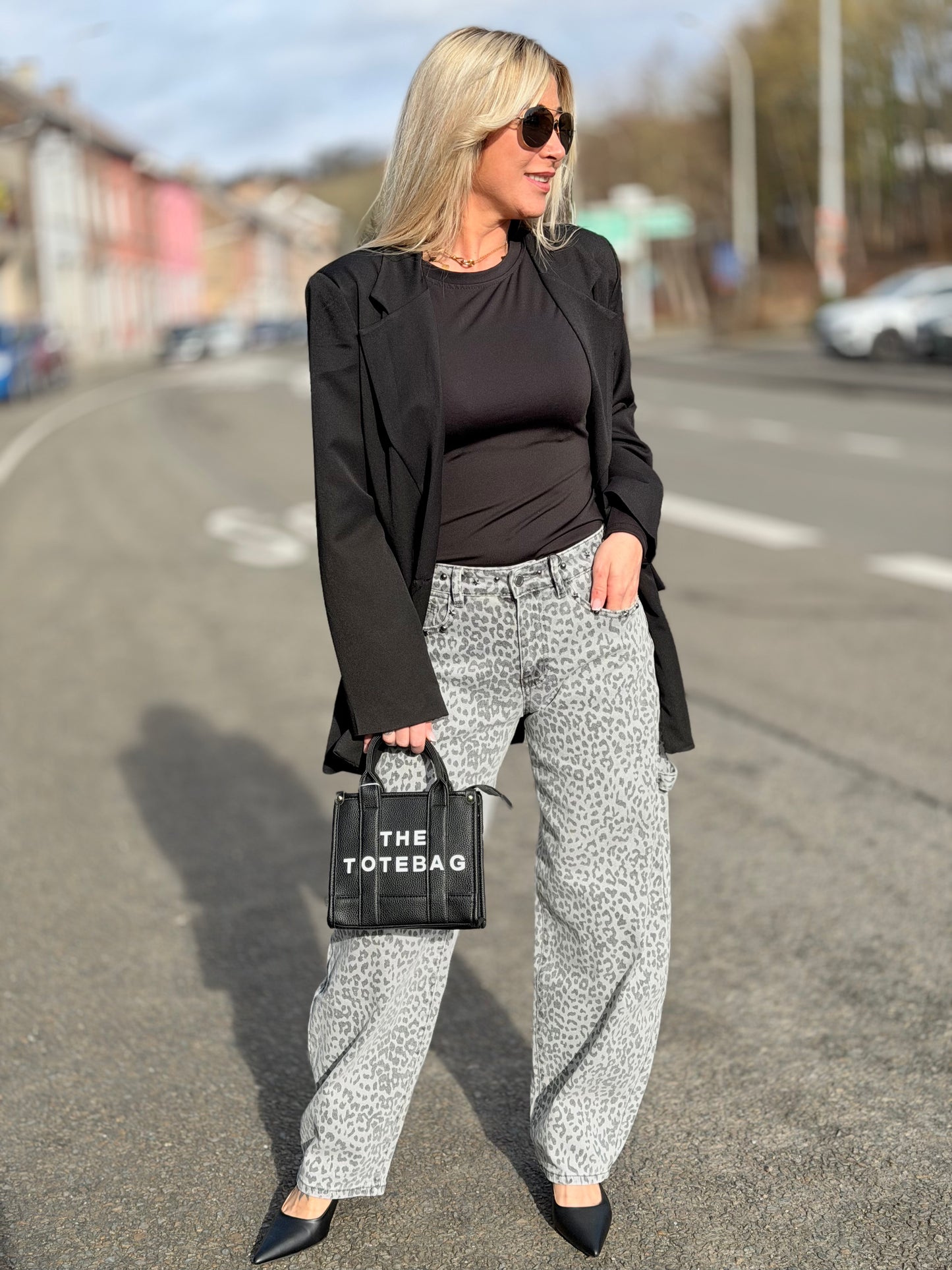 Jeans «ballon» léopard gris