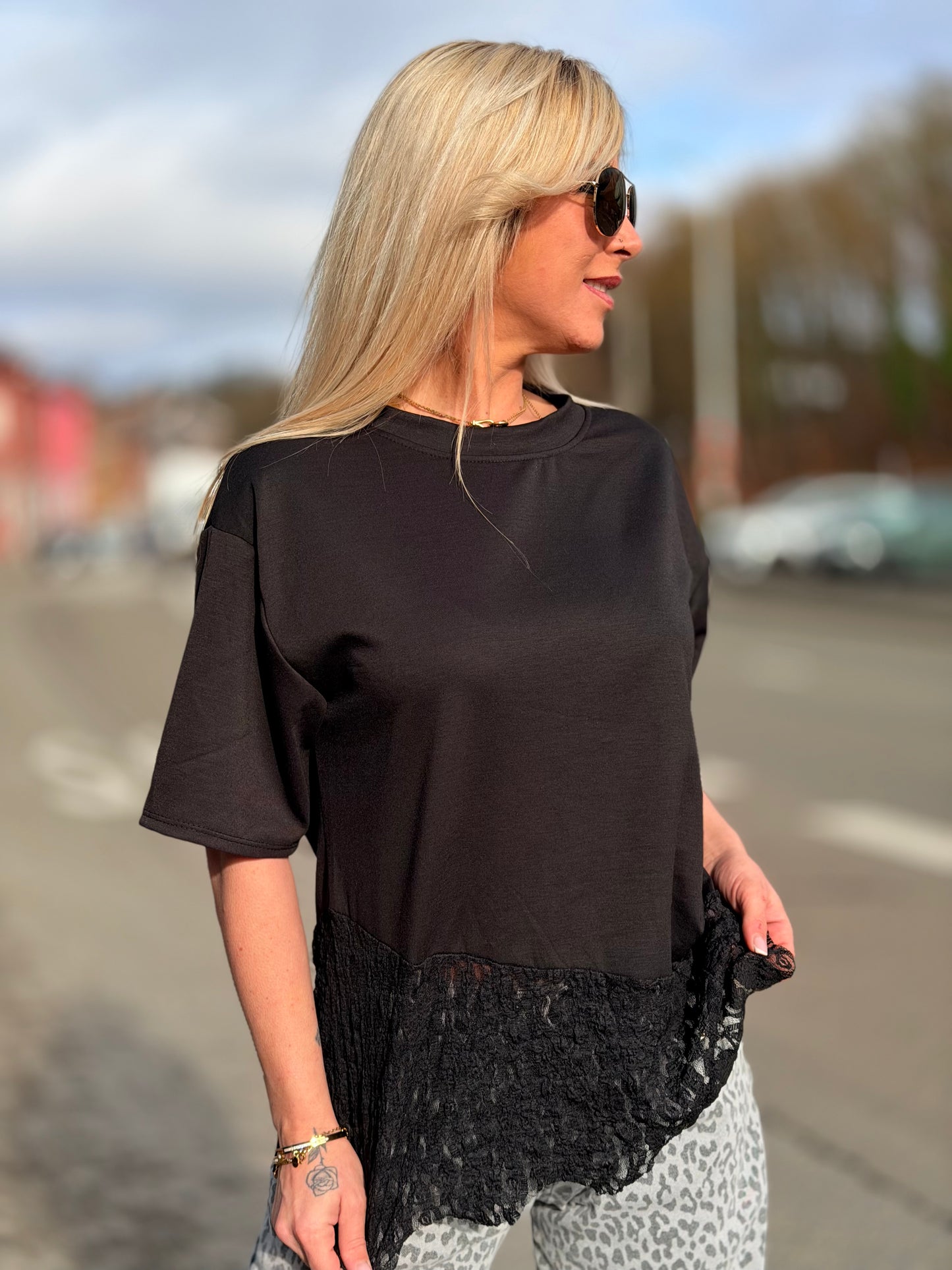 Tee Shirt  "Silou" noir dentelle