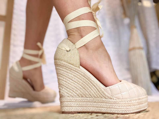 Sandales compensées beige